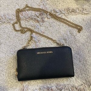 michael kors black crossbody bag
